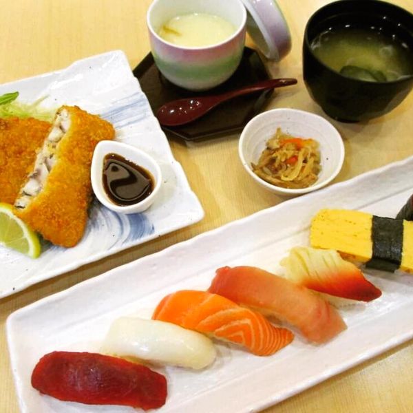 tomi sushi Food Buffet